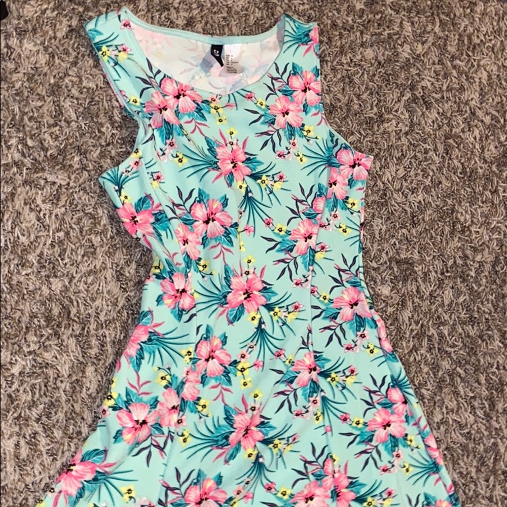 Divided Hawaiian print dress
